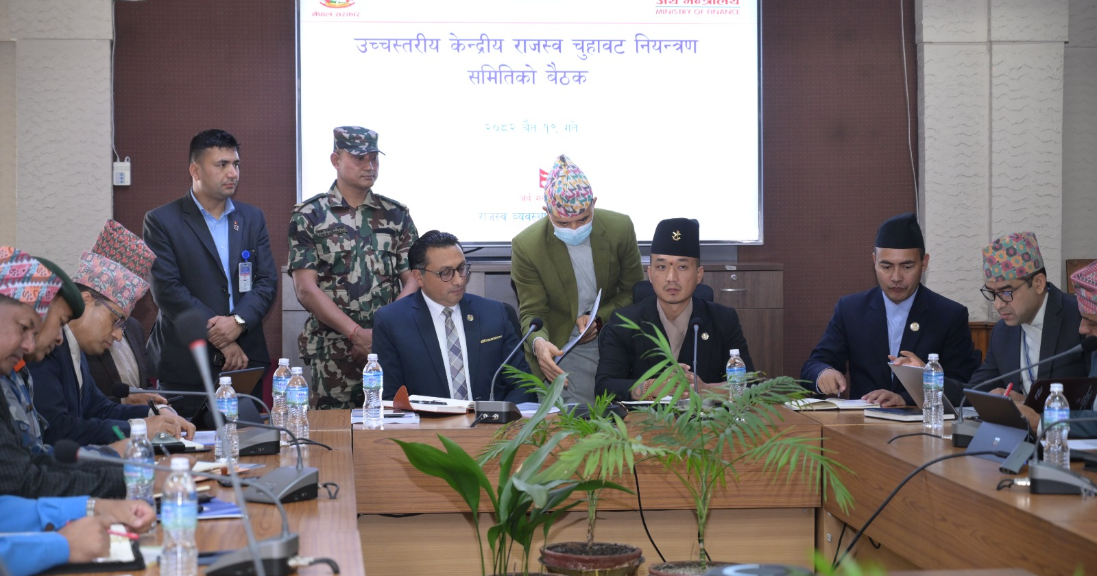 राजस्व चुहावट रोक्न बहानाबाजी अन्त्य हुने, ‘कर संकलनको लक्ष्य भेटेर पुग्दैन, नाघ्नैपर्छ’